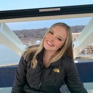 Meet your Posher, Shelly